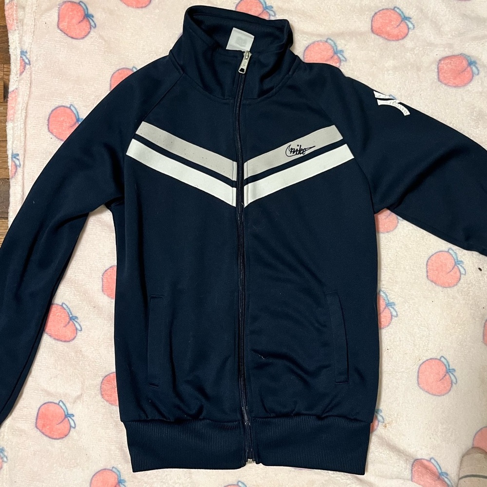 Navy blue zip up hoodie, New York Yankees